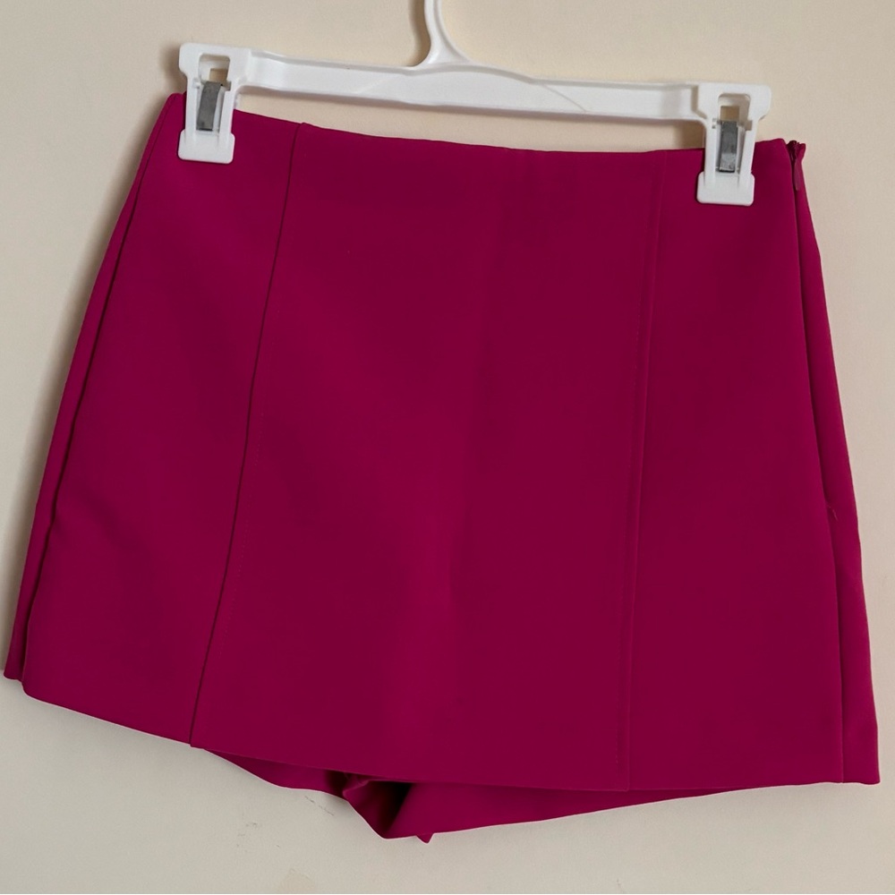 Zara Fuchsia Women's Skort